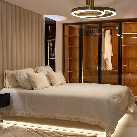 タンジェEcrin Secret, Duplex Prestige, Proche Corniche & Medina, Piscine, Parking, Wifi, Iptv, Acアパートメント エクステリア 写真