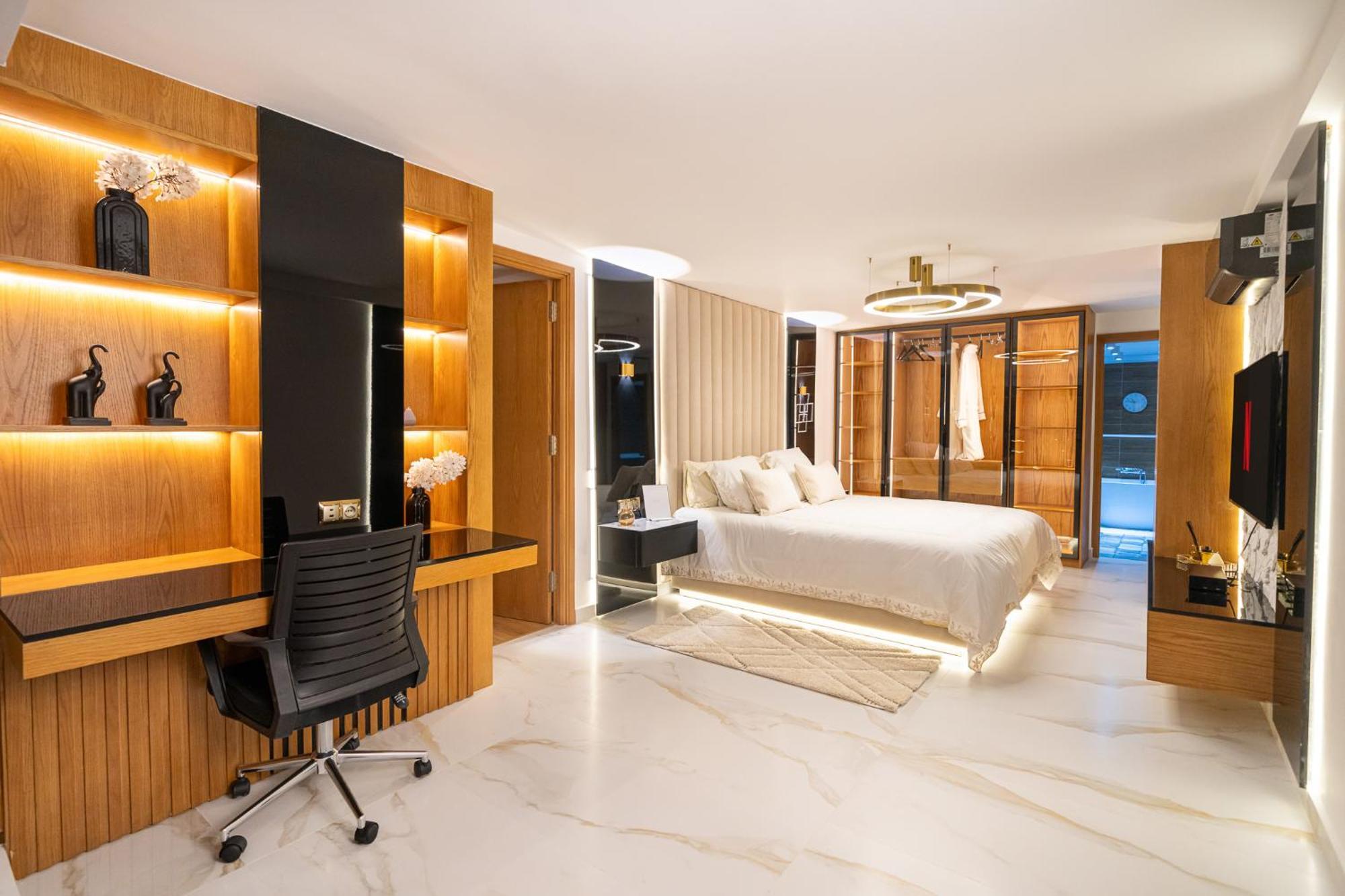 タンジェEcrin Secret, Duplex Prestige, Proche Corniche & Medina, Piscine, Parking, Wifi, Iptv, Acアパートメント エクステリア 写真